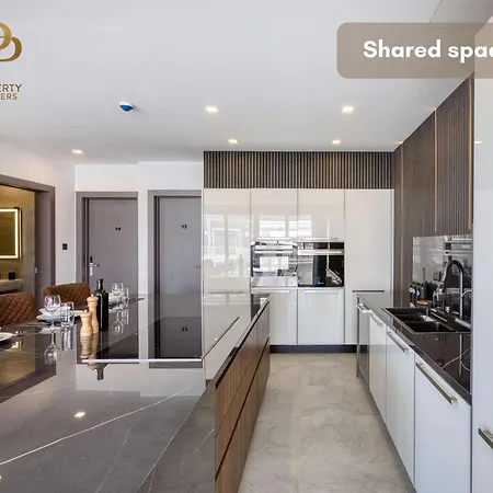Urban 19 Residences Signature *